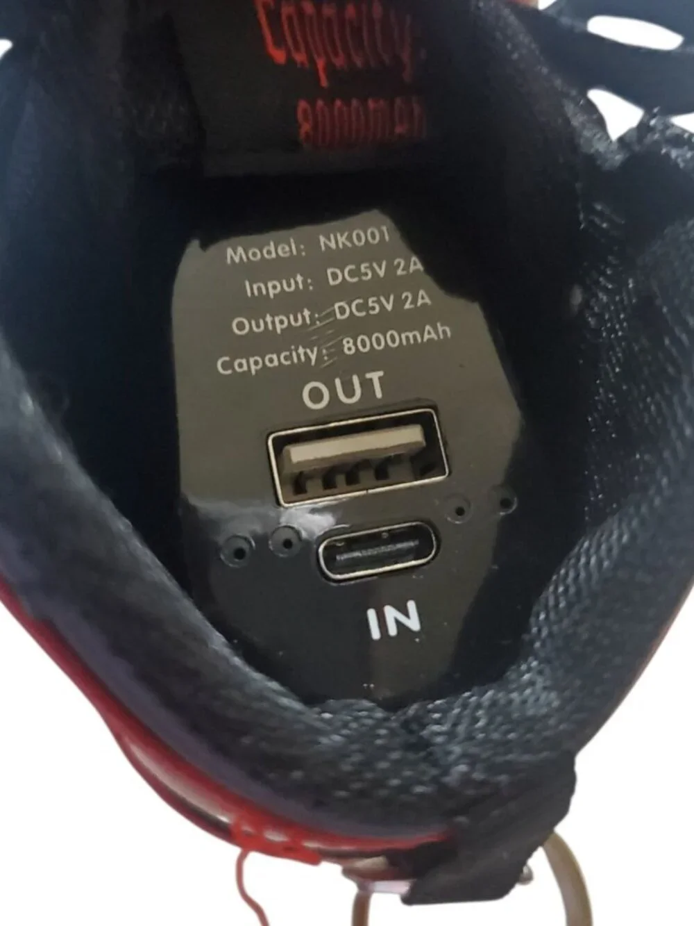 Mini Nike Air Jordan Shoe Keychain W/USB Power Bank Black/Red/White 8000mAh Capa